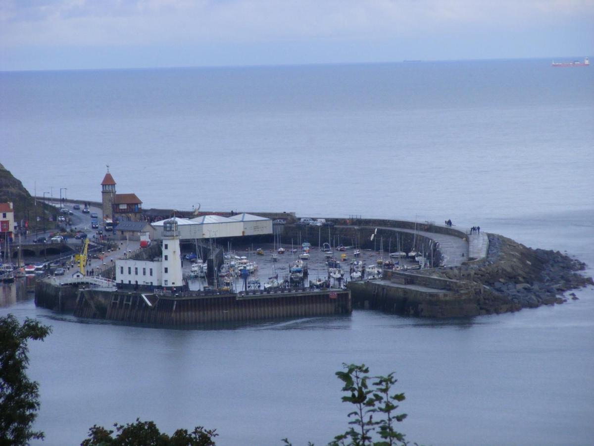 Highlander Hotel Scarborough Bagian luar foto